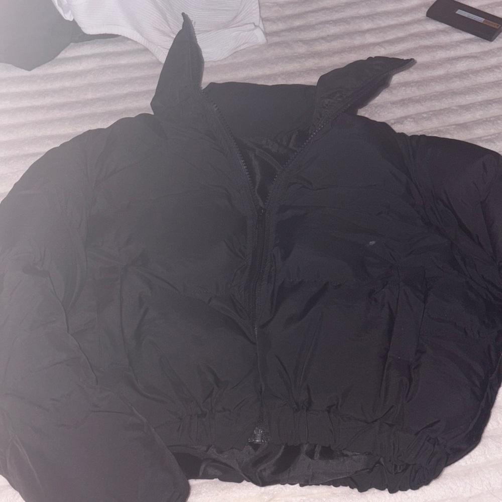 Women's Black Puffer Jacket